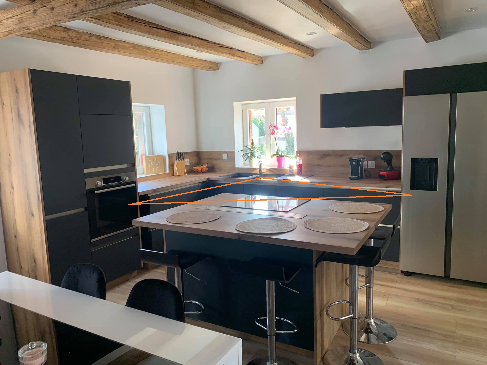 Cuisine noire et bois