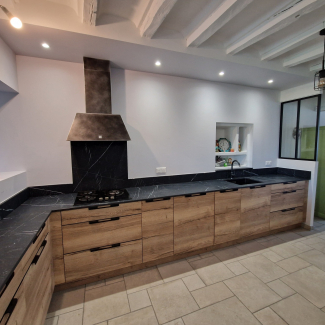 Cuisine en bois en L