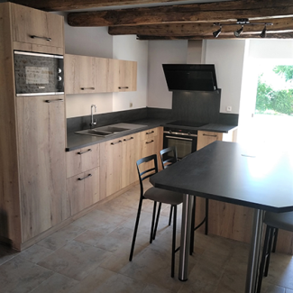 Cuisine moderne grise et bois
