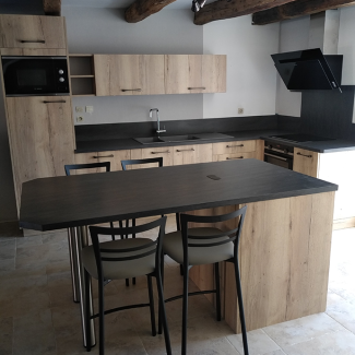 Cuisine moderne grise et bois