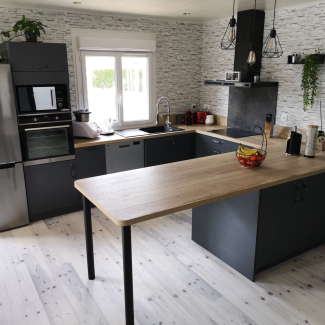 Cuisine noire et bois
