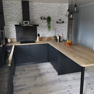 Cuisine noire et bois