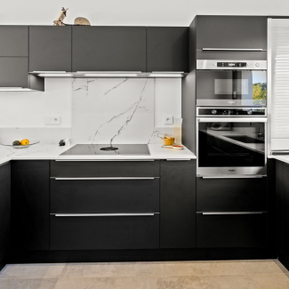 Cuisine noire en u
