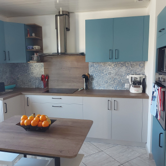 Cuisine blanche et bleue