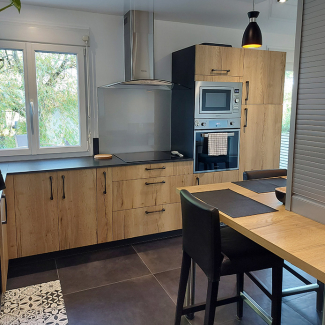 Cuisine noire et bois