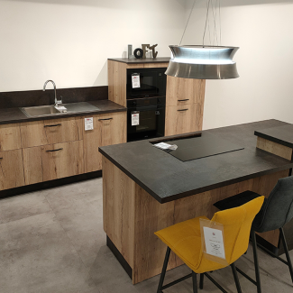 Cuisine en bois avec ilot 