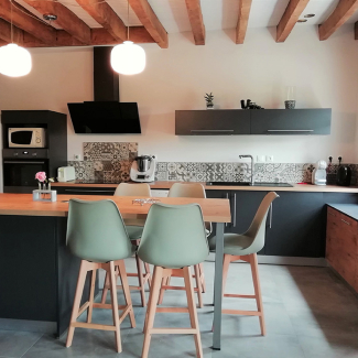 Cuisine noir mat et bois