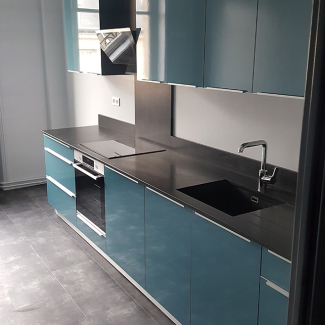 Cuisine bleue brillant