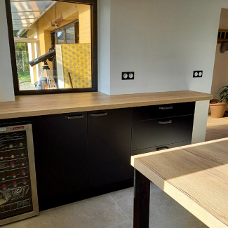 Cuisine noire et bois