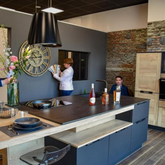 cuisine moderne noire et bois