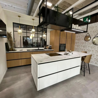 Cuisine blanche et bois