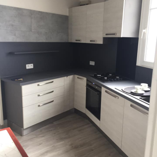 cuisine noire et blanche