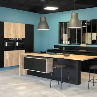 Cuisine noire et bois
