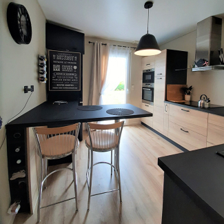 Cuisine noire et bois