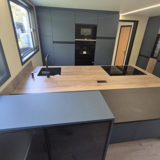 Cuisine bleue et bois