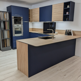 Cuisine bleue et bois