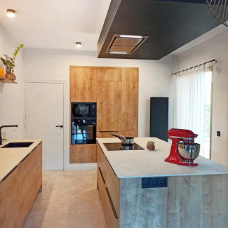 Cuisine blanche et bois