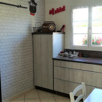 cuisine béton et décor bois