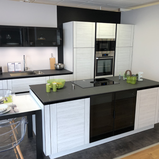 Cuisine blanche et noire