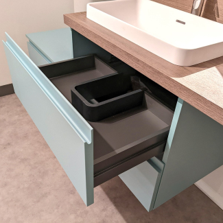 Salle de bain bleu bois
